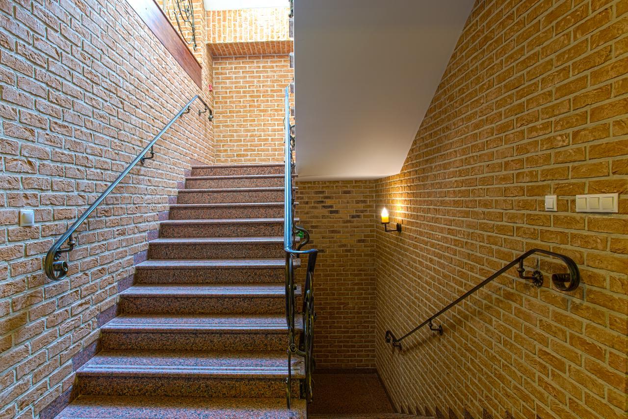 Hotel Roza Kamieniec Wroclawski 외부 사진