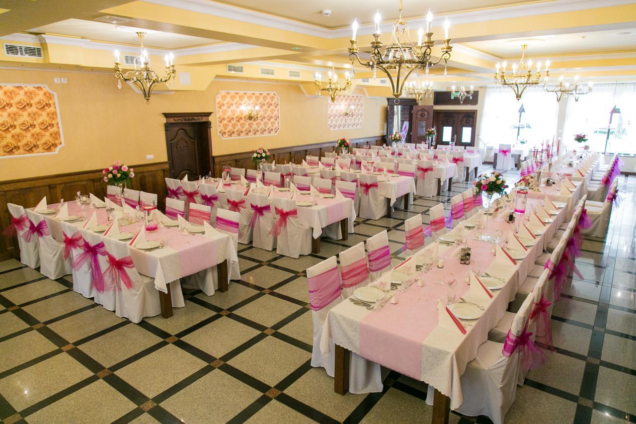 Hotel Roza Kamieniec Wroclawski 외부 사진